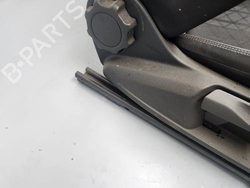 Right front seat VW POLO VI (AW1, BZ1, AE1) 1.0 TSI | BP34159782C16 - Image 4
