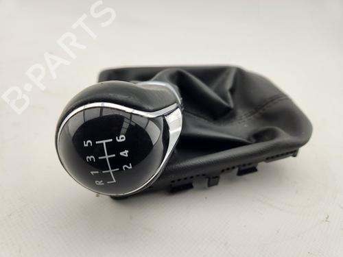 shift-knob-seat-arona-kj7-kjp-2017-31587037 main image
