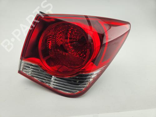 Used Right taillight CHEVROLET CRUZE (J300) [2009-2025]  28478715