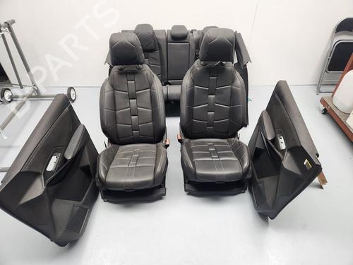 seats-set-ds-ds-7-crossback-j4_-jr_-jc_-2017-29435950 main image