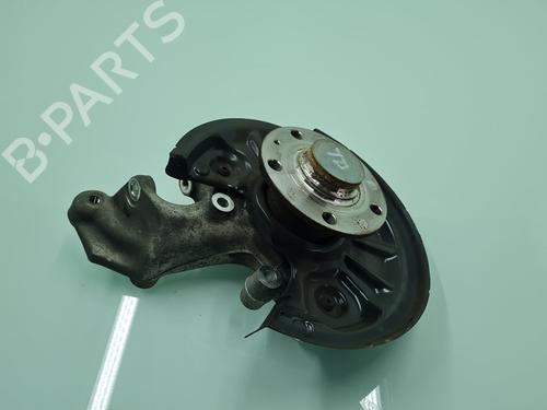 Used Right rear steering knuckle VW TOURAN (5T1) [2015-2025]  21639215