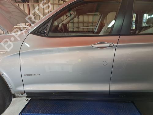 Used Left front door Left front door 37173701 37173701