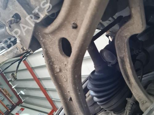 Used Right front suspension arm MERCEDES-BENZ B-CLASS Sports Tourer (W246, W242) B 180 CDI (246.200) (109 hp) 31098020