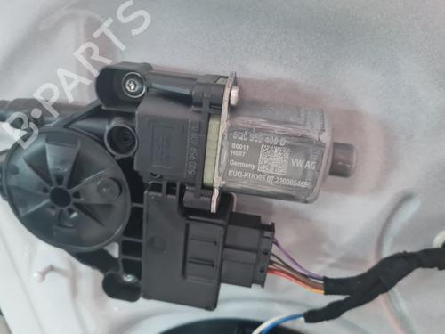 Vindusheismekanisme høyre bak SEAT LEON Sportstourer (KL8, KLD) [2020-2025]  30759596