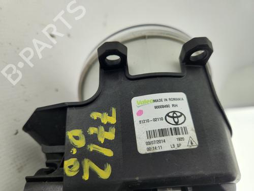 Right front fog light TOYOTA AURIS (_E18_)  | BP28568673C31