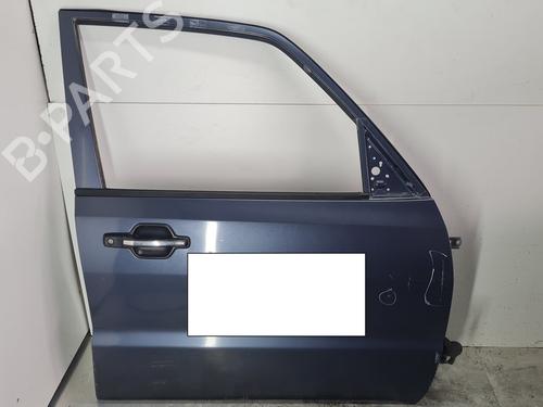 Used Right front door MITSUBISHI PAJERO III (V7_W, V6_W) [1999-2007]  21643089