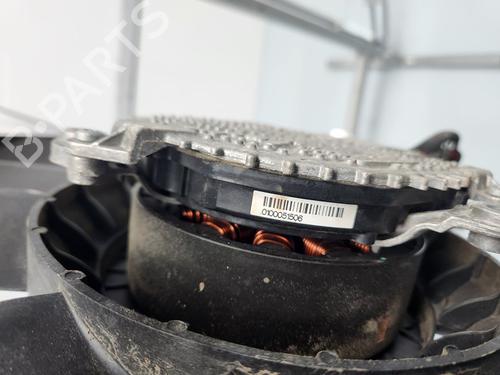 Radiator fan JAGUAR F-PACE (X761) 2.0 Ti4 AWD | BP31094309M35 - Image 2