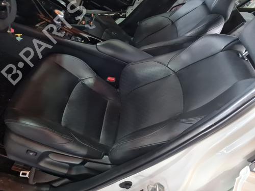 Banco frente esquerdo Banco frente esquerdo TOYOTA C-HR (_X1_) 1.8 Hybrid (ZYX10_, ZYX11_, ZYX10R, ZYX11R) (122 hp) 33818141 33818141