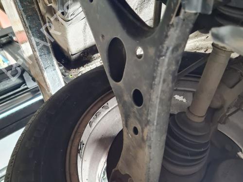 left-front-suspension-arm-toyota-rav-4-ii-_a2_-2000-2001-2002-2003-2004-2005-29942032 main image