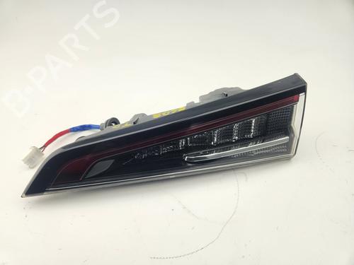 Used Right tailgate light TOYOTA COROLLA Estate (_E21_) [2019-2026]  33015452