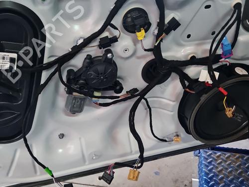 Used Front left window mechanism Front left window mechanism CUPRA FORMENTOR (KM7, KMP) 1.5 TSI (150 hp) 39076780 39076780