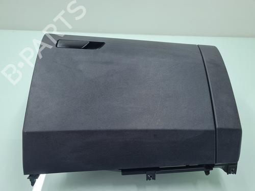 glove-box-seat-leon-kl1-klg-5fb857563-2019-21643301 main image