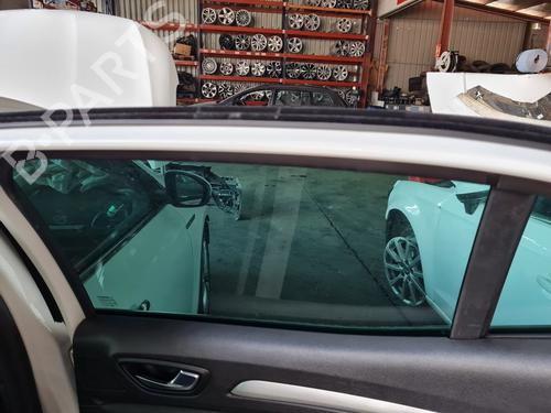 Used Rear right window mechanism Rear right window mechanism RENAULT MEGANE IV Hatchback (B9A/M/N_) [2015-2026] 21655958 21655958