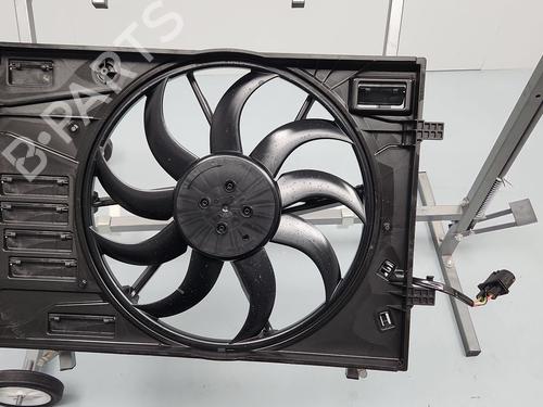 Used Radiator fan Radiator fan SEAT ARONA (KJ7, KJP) 1.0 TSI (116 hp) 36775368 36775368