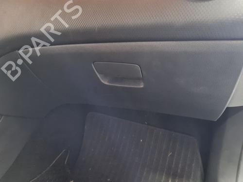 Used Glove box Glove box 37199930 37199930
