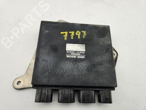 Used Engine control unit (ECU) Engine control unit (ECU) LEXUS IS II (_E2_) 250 (GSE20) (208 hp) 30569739 30569739