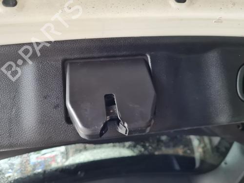 Używane Zamek klapy tylnej / bagażnika JEEP COMPASS (MP, M6, MV, M7) 2.0 CRD 4x4 (140 hp) 30561021