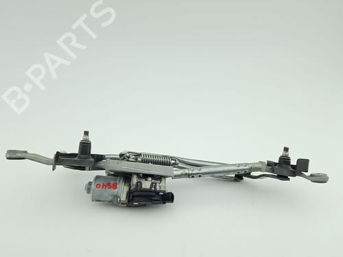 Used Front wiper motor Front wiper motor TOYOTA COROLLA Estate (_E21_) 2.0 Hybrid (MZEH19) (196 hp) 40279127 40279127