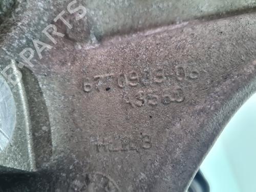Left rear steering knuckle BMW X5 (E70) xDrive 30 d | BP21655578M27 