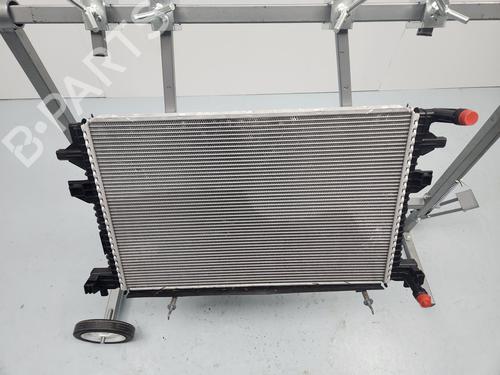 Used Water radiator VW GOLF VIII (CD1, DA1) [2019-2025]  30549229