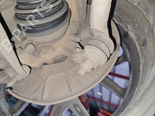 Used Right front steering knuckle VW SCIROCCO III (137, 138) 2.0 TDI (140 hp) 21656324
