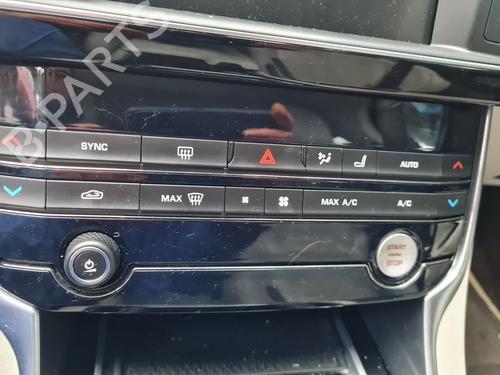 Used Climate control JAGUAR XE (X760) 2.0 D (180 hp) 21644436