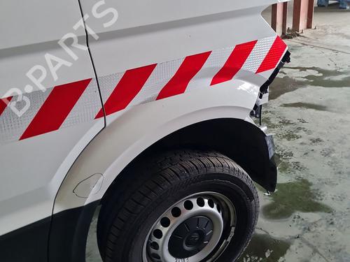 right-front-fenders-vw-crafter-van-sy_-sx_-2016-38069376 main image