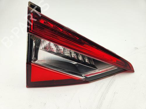 Farolim esquerdo da mala SKODA SUPERB III (3V3) [2015-2024]  31858641