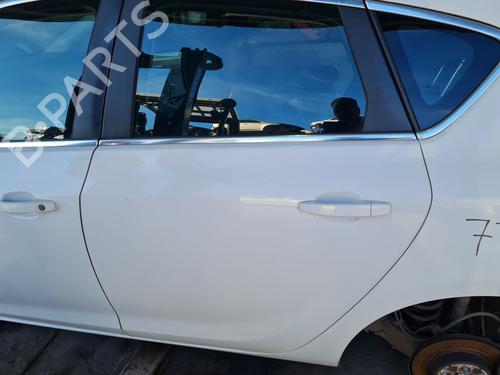 Used Left rear door OPEL ASTRA J (P10) [2009-2016]  29290295
