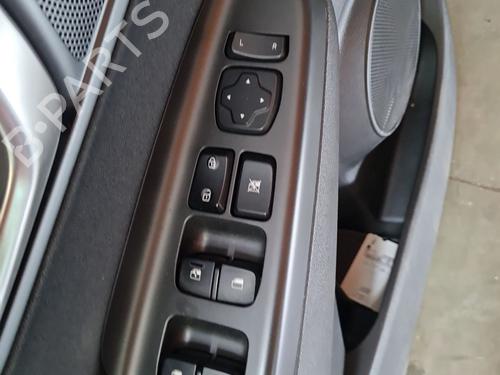 Comutador vidro frente esquerdo Comutador vidro frente esquerdo HYUNDAI KONA (SX2) 1.6 GDi Hybrid (129 hp) 36017752 36017752