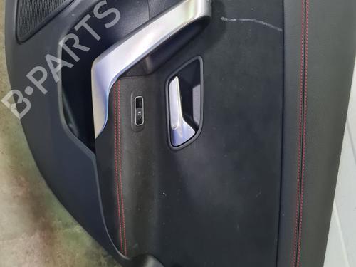 Forra trás direita Forra trás direita MERCEDES-BENZ CLA (C118) CLA 200 (118.387) (163 hp) 33942266 33942266