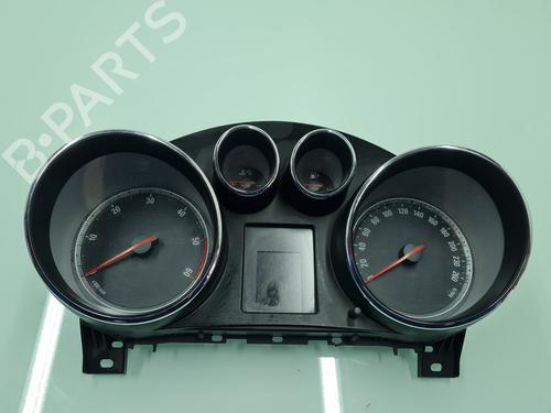 Used Instrument cluster OPEL INSIGNIA A (G09) [2008-2017]  21637809