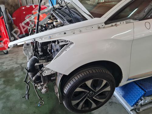 BP32737130C41 main image