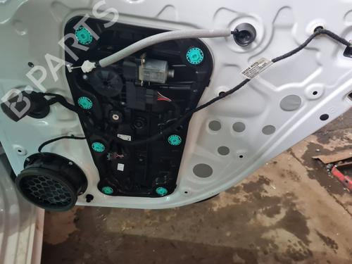 Rudehejsemekanisme Højre bagtil SKODA OCTAVIA IV Combi (NX5, PV5) [2019-2026]  31594355