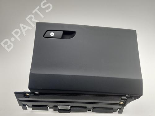 Used Glove box Glove box 37517431 37517431
