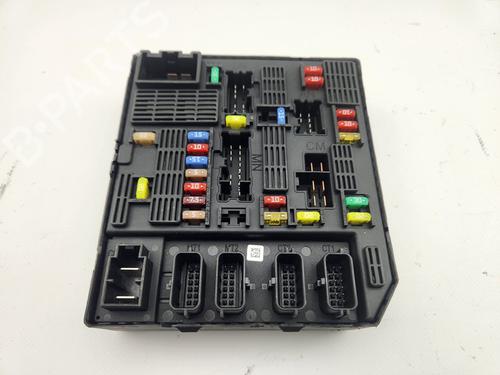 Fuse box RENAULT SCÉNIC III (JZ0/1_) | BP30102503E1