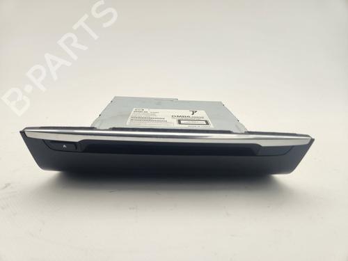 Used Radio Radio MAZDA 6 Saloon (GJ, GL) 2.2 D (GJ2FP) (150 hp) 30772517 30772517