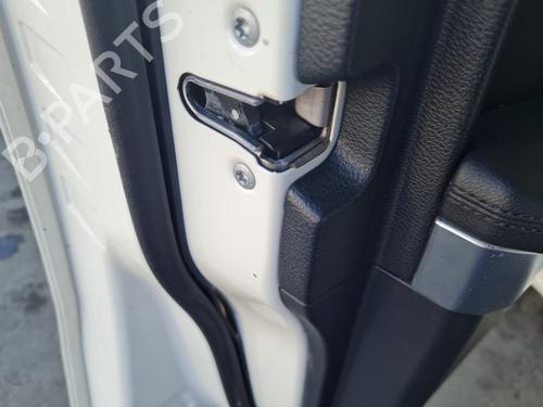 Used Front left lock MERCEDES-BENZ GLK-CLASS (X204) [2008-2015]  24642348
