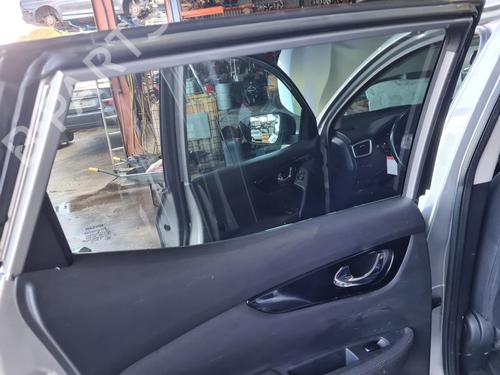 Rudehejsemekanisme venstre bagtil NISSAN QASHQAI II SUV (J11, J11_) 1.5 dCi (110 hp) 21657047