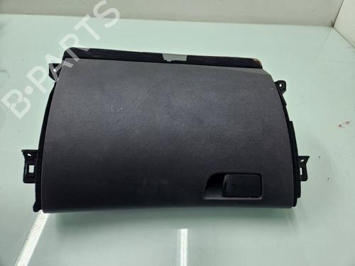 glove-box-renault-megane-iv-hatchback-b9amn_-15-dci-110-b9a3-2015-21645671 main image