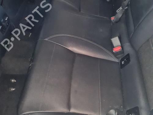 rear-seat-toyota-corolla-estate-_e21_-2019-39505863 main image