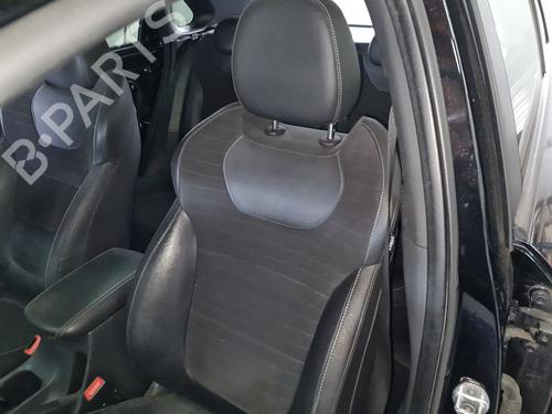 left-front-seat-hyundai-i30-pde-pd-pden-2016-39588513 main image