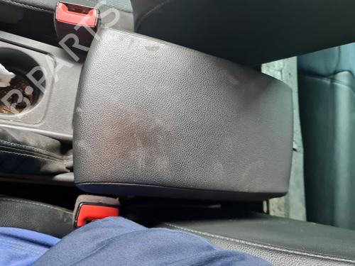 armrest-center-console-seat-leon-5f1-2012-2013-2014-2015-2016-2017-2018-2019-2020-2021-24469969 main image