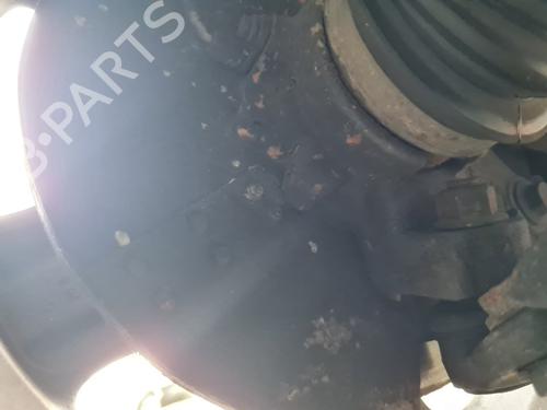 Used Left front steering knuckle LAND ROVER FREELANDER I (L314) [1998-2006]  21657739