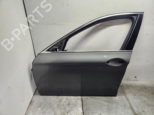 Used Left front door BMW 5 Touring (F11) 520 d xDrive (190 hp) 26122924