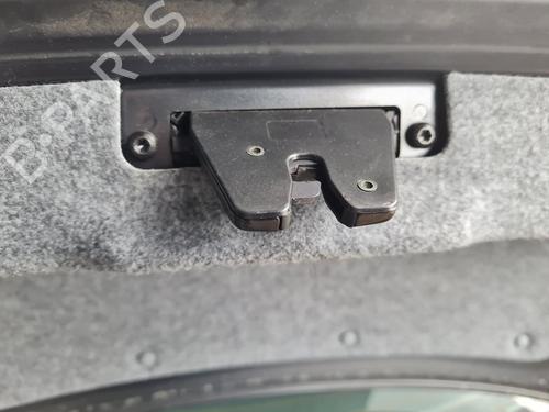 Used Tailgate lock BMW 3 (E90) 325 i (218 hp) 24176800