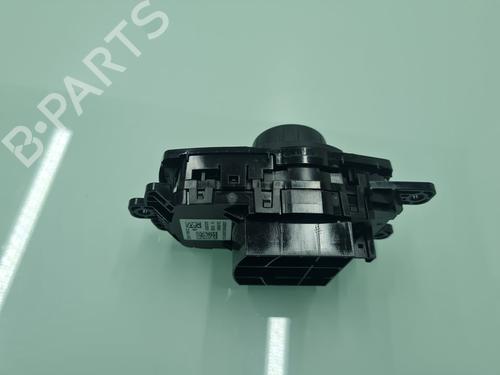 Switch BMW X4 (F26) xDrive 20 d | BP21638090I30 