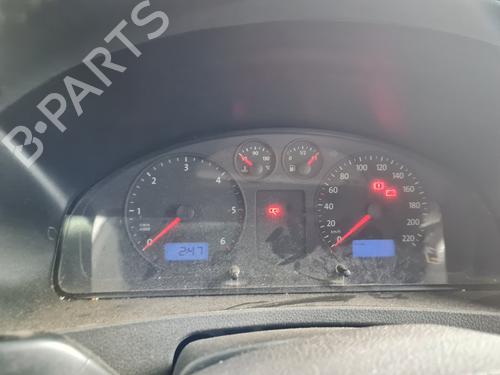 Used Instrument cluster VW TRANSPORTER T5 Bus (7HB, 7HJ, 7EB, 7EJ) [2003-2016]  21767353