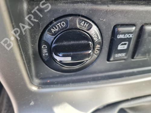 Used Switch NISSAN PATHFINDER III (R51) [2005-2025]  21649116