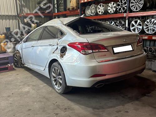 Brugte HYUNDAI i40 I (VF) 1.7 CRDI (141 hp) 3963022